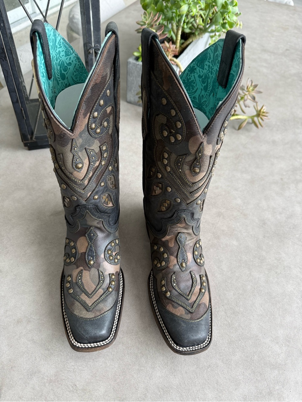 NWT Rare Corral Women's Camo Inlay with Studs Leather Western Boots – Square Toe